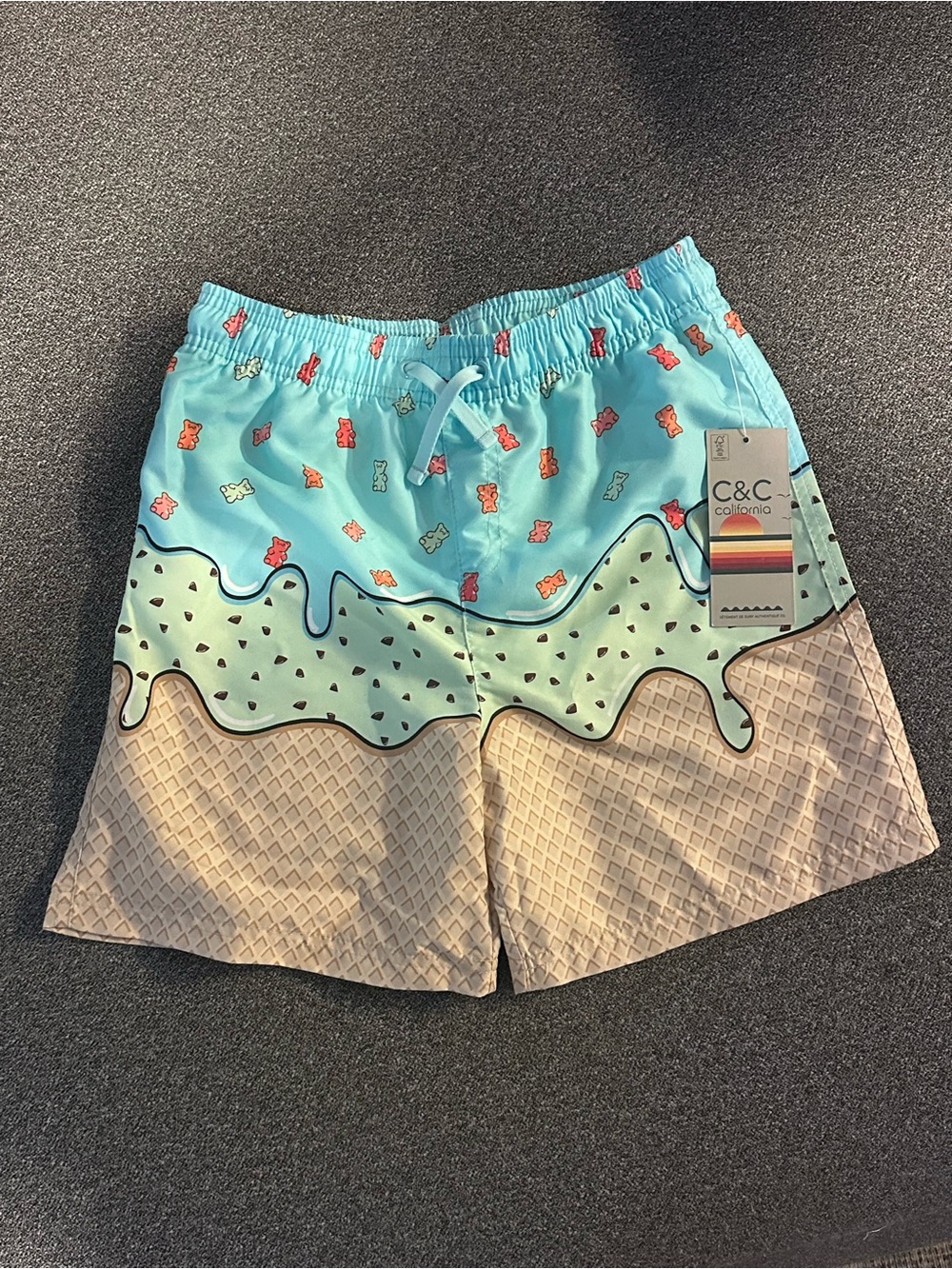 Boys Large 10/12 Swim Trunks NWT